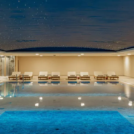 Siu Collection Hotel 5*